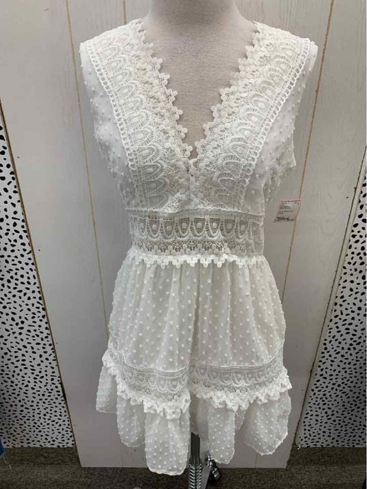 Miss Sparkling White Womens Size 6 Dress