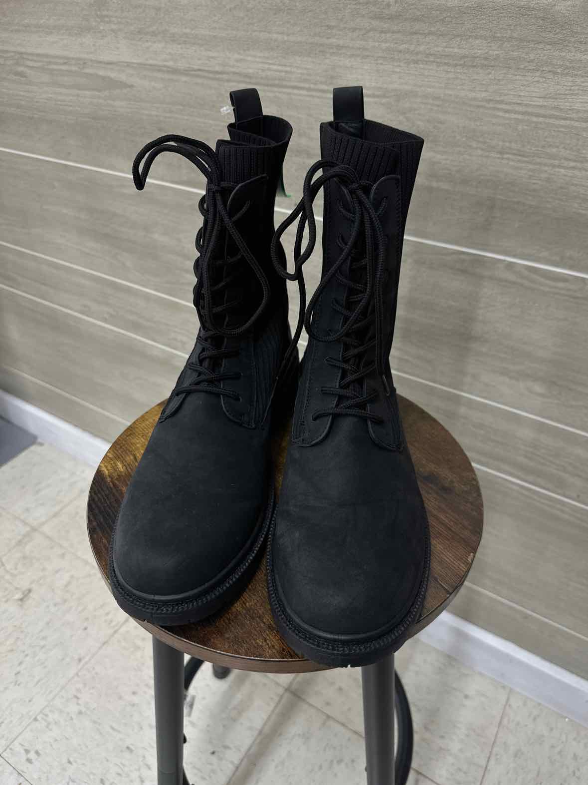 Wanted US Shoe Size 11 Black Womens Boots