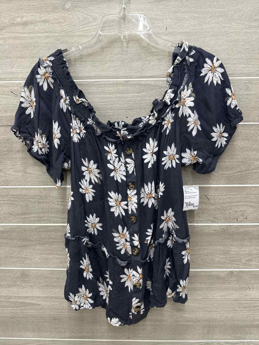 Maurices Size XL Gray Womens Shirt