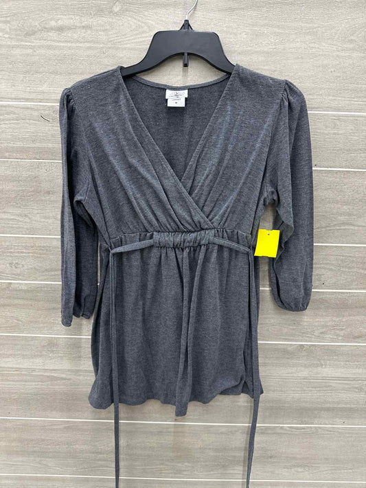 Oh Baby Size M Gray Maternity Shirt