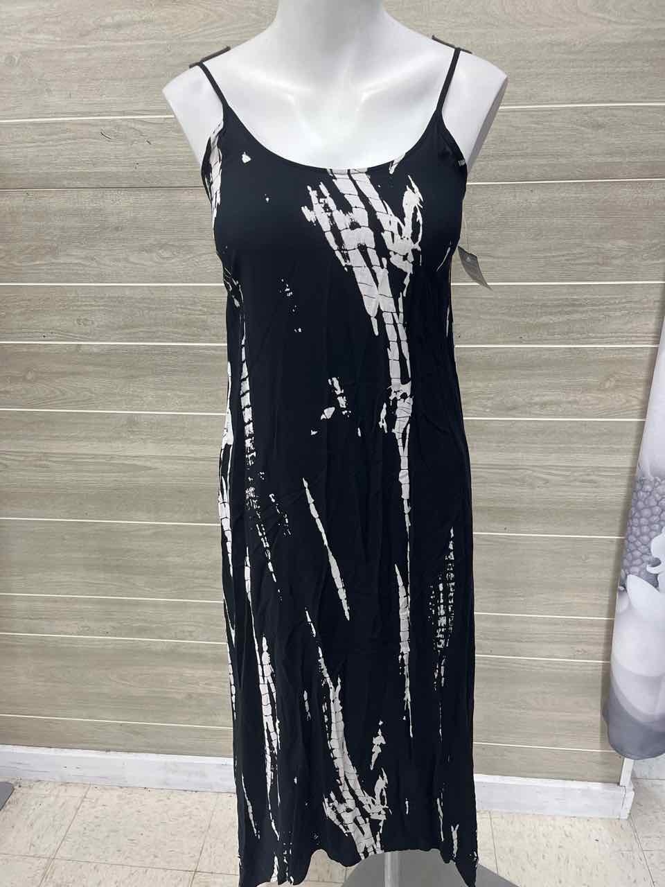 Xhilaration Size 2/4 Black Womens Dress