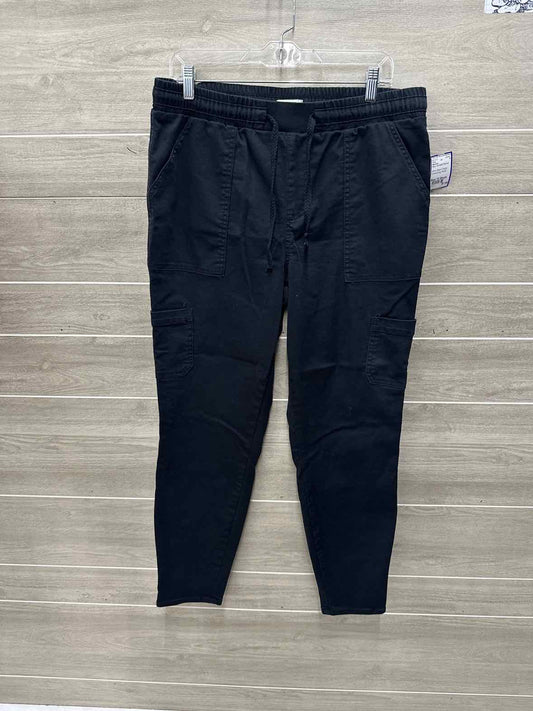 Maurices Size 12 Short Black Womens Pants