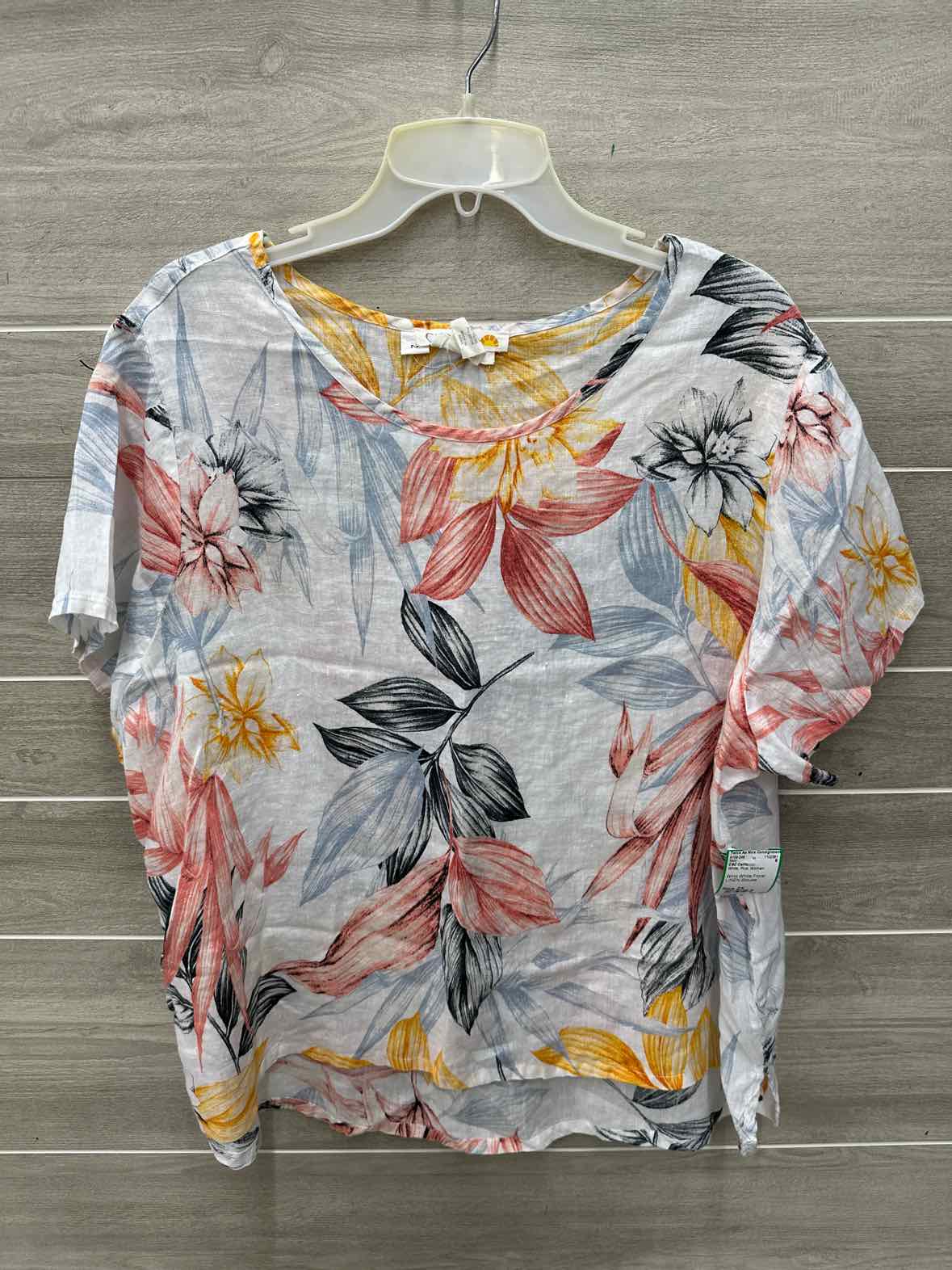 C&C California Size 2X White Plus Shirt