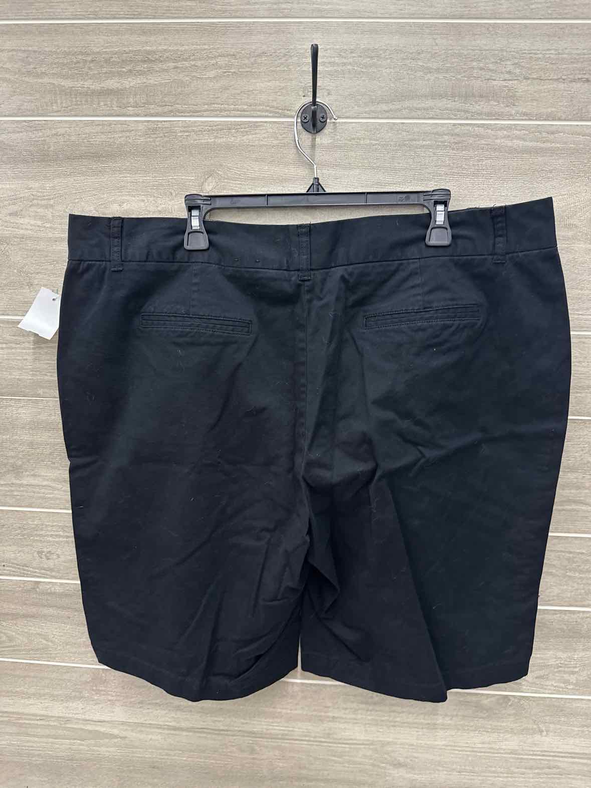 Roz & Ali Size 20 Black Plus Shorts