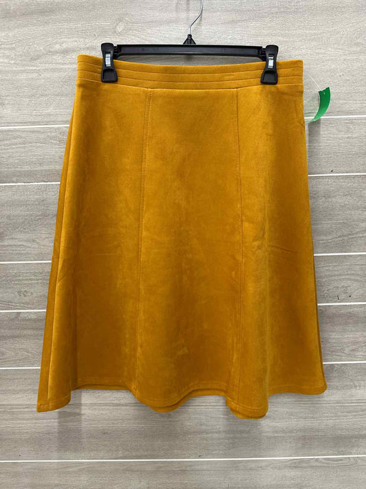 Mustard Womens Size 6 Skirt