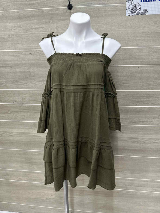 Romeo & Juliet Size 6 Olive Womens Dress