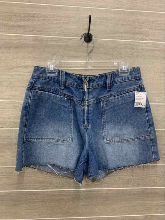 Black Womens Size 9/10 Shorts