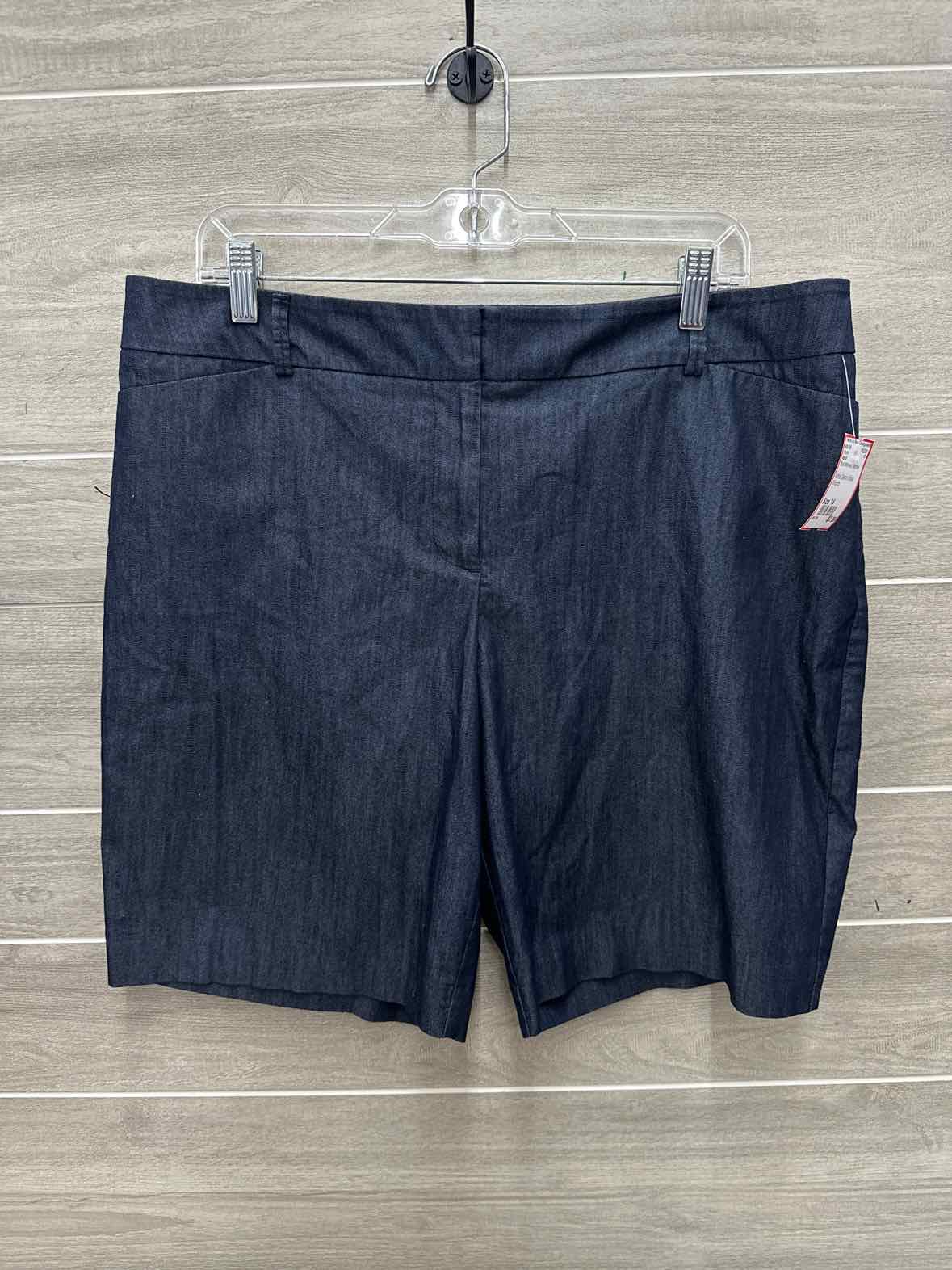 Apt 9 Size 14 Blue Womens Shorts