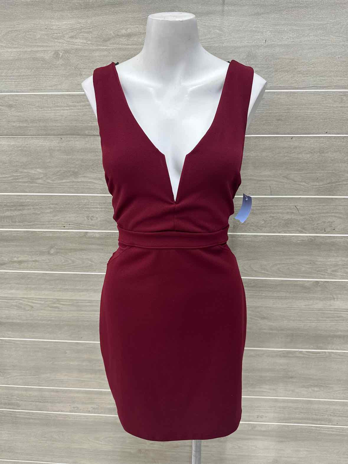 LULU'S Size 8/10 Burgundy Womens Dress