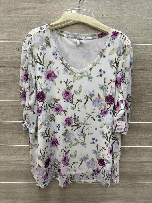 Size 22/24W White Plus Tank Top