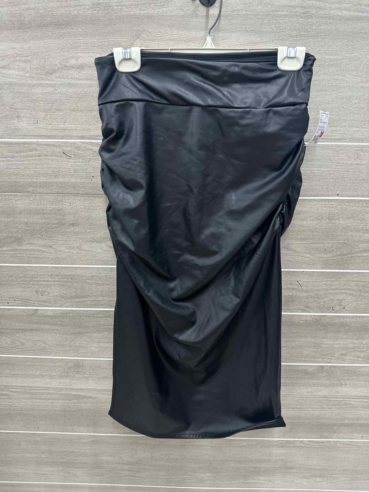 Halara Size S/M Black Womens Skirt
