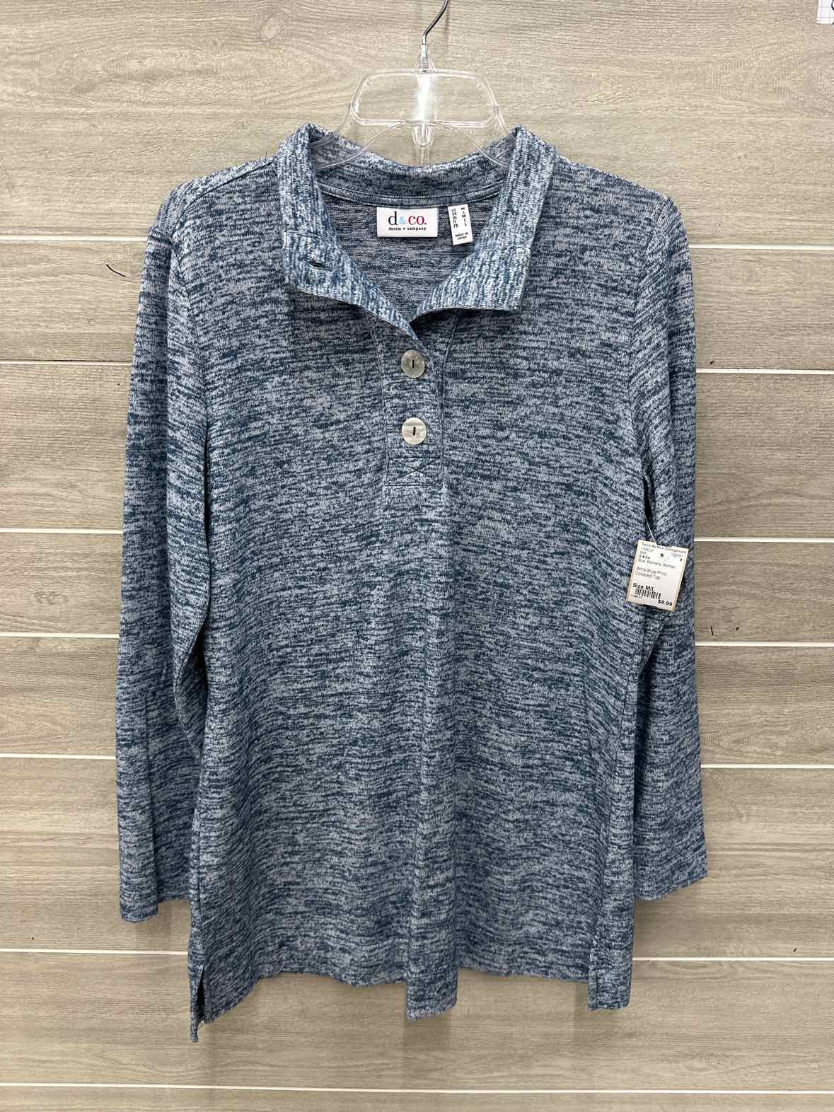 D & Co Size M/L Blue Womens Shirt