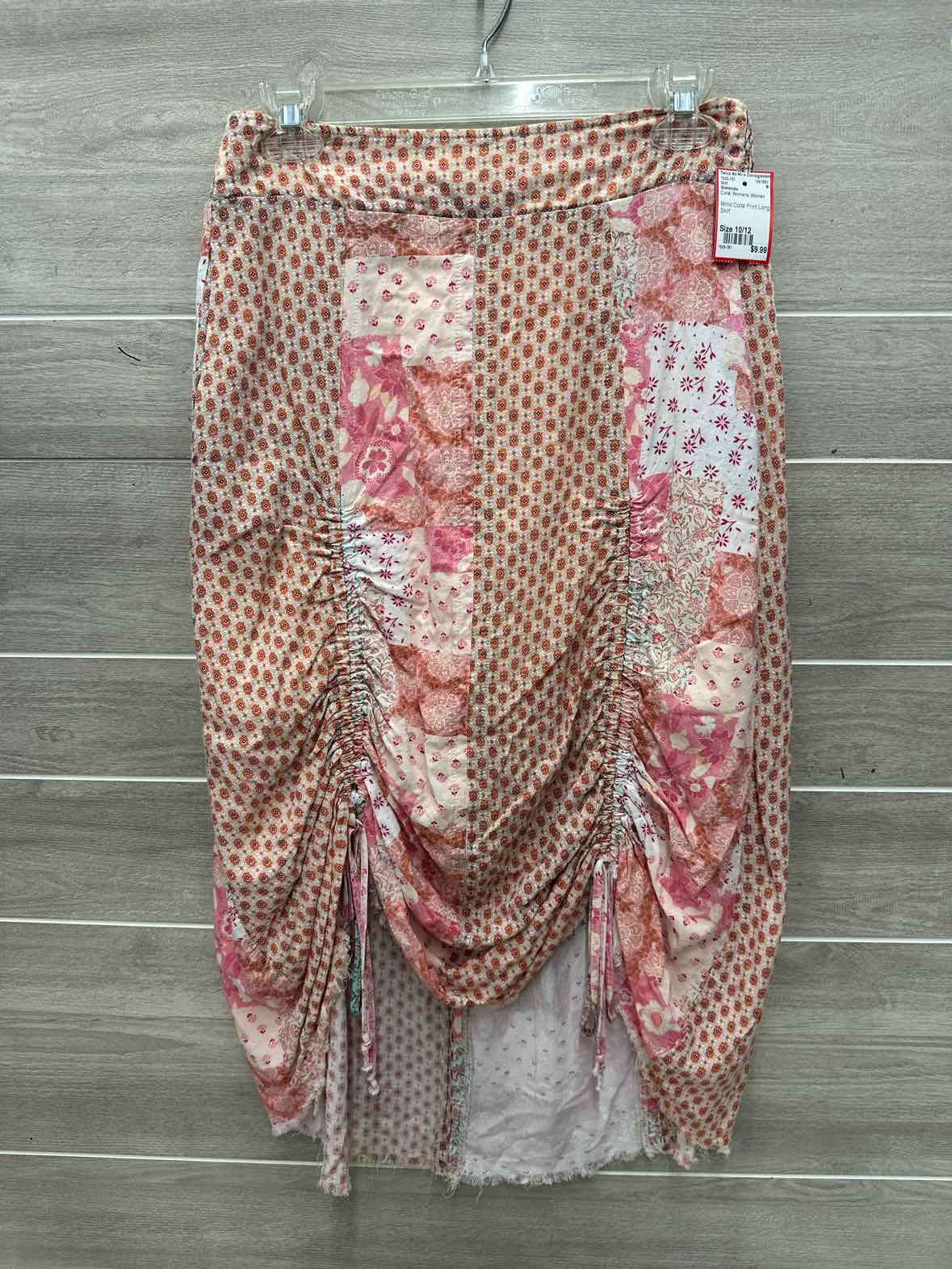 Gimmicks Size 10/12 Coral Womens Skirt