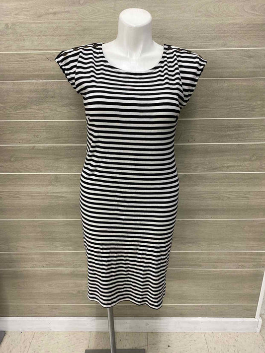 Black Womens Size 6/8 Dress