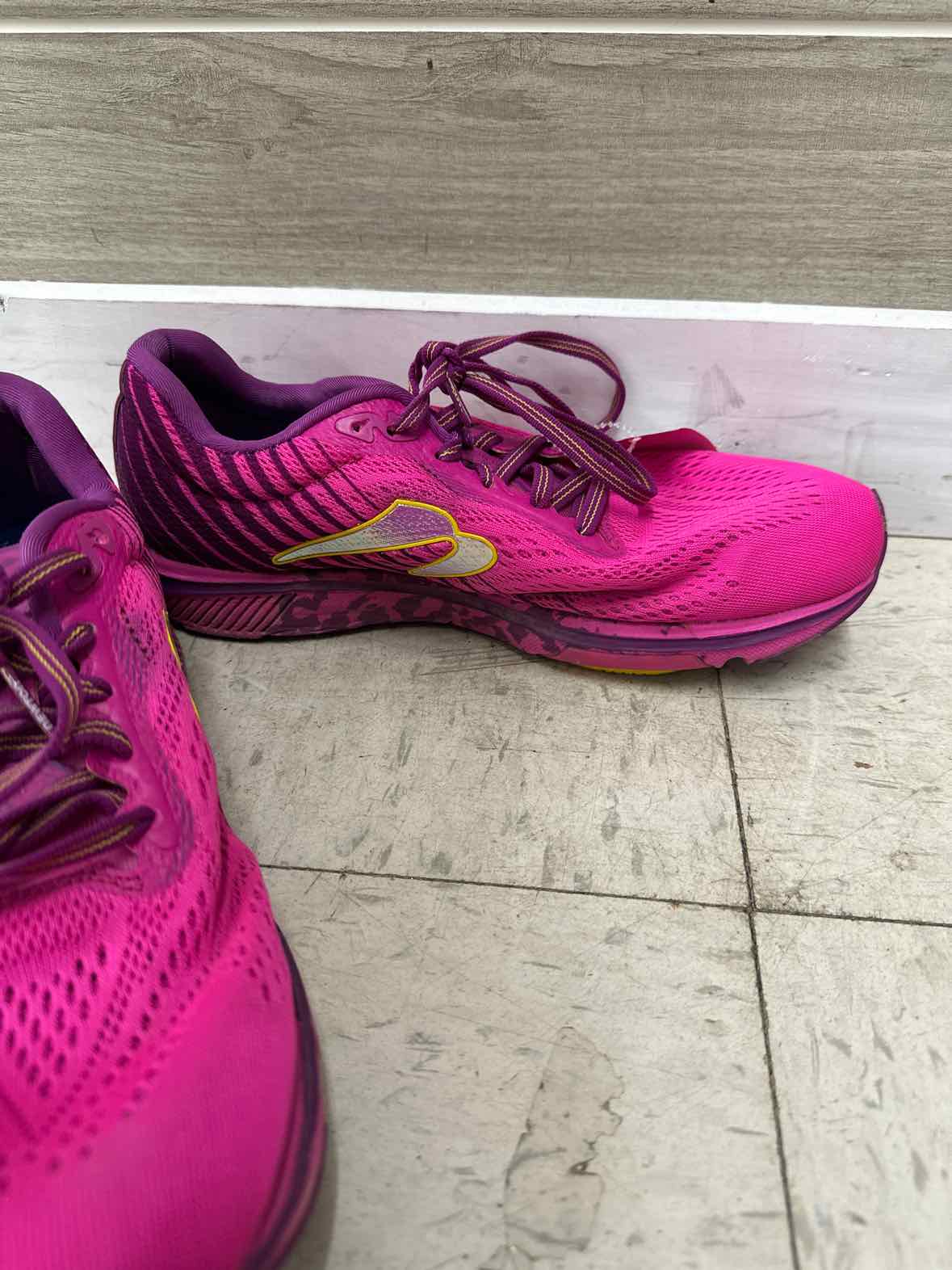 Newton US Shoe Size 8.5 Pink Womens Shoes/Footwear