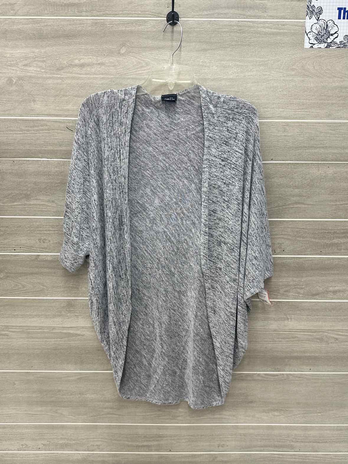 Rue 21 Gray Womens Women Size Small Shirt