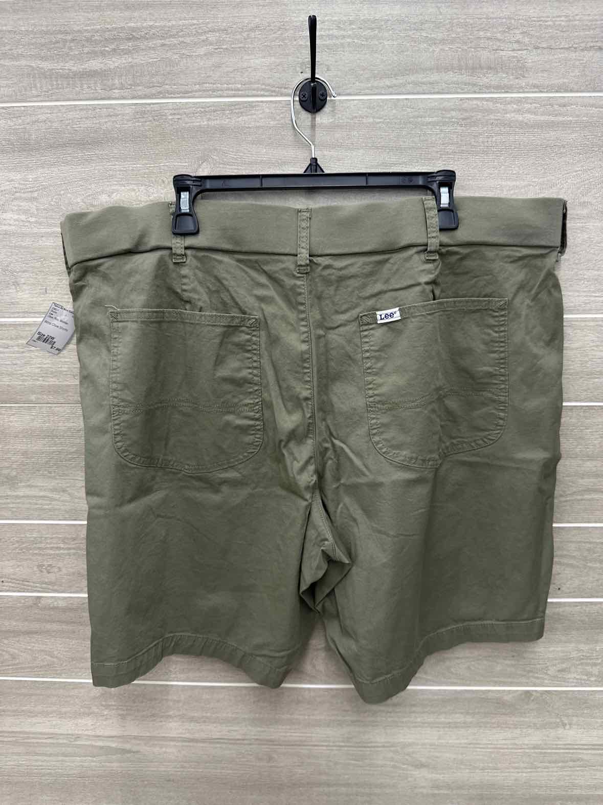 Lee Size 22W Olive Plus Shorts
