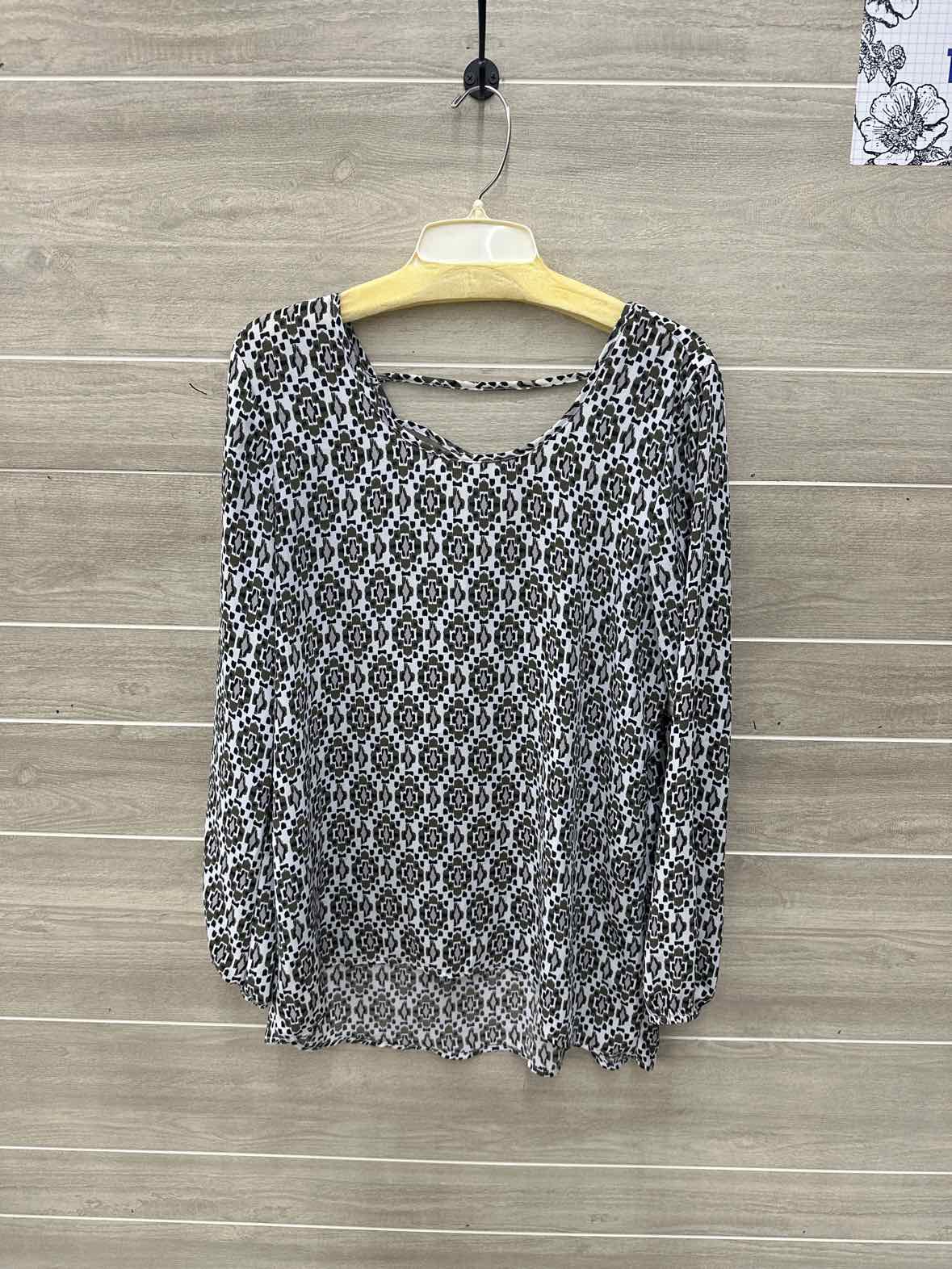 Maurices Size M Olive Womens Shirt