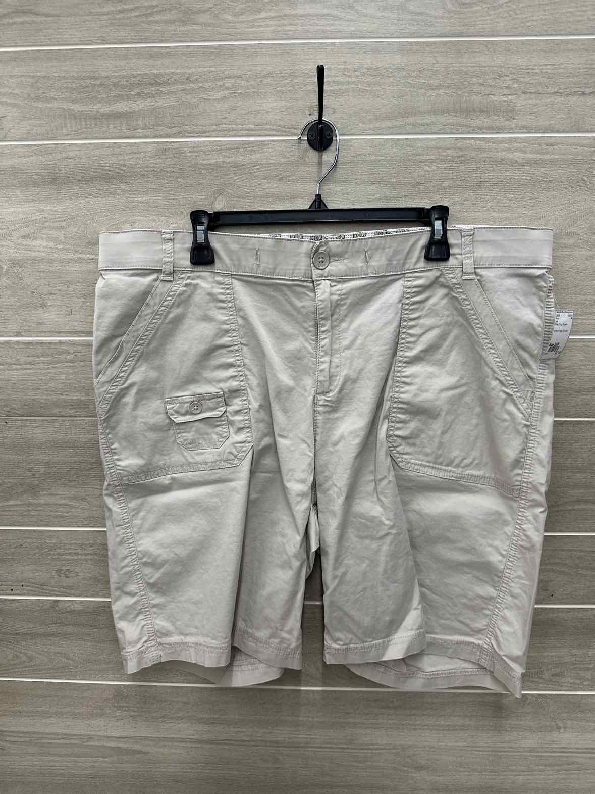 Lee Size 20W Khaki Plus Shorts
