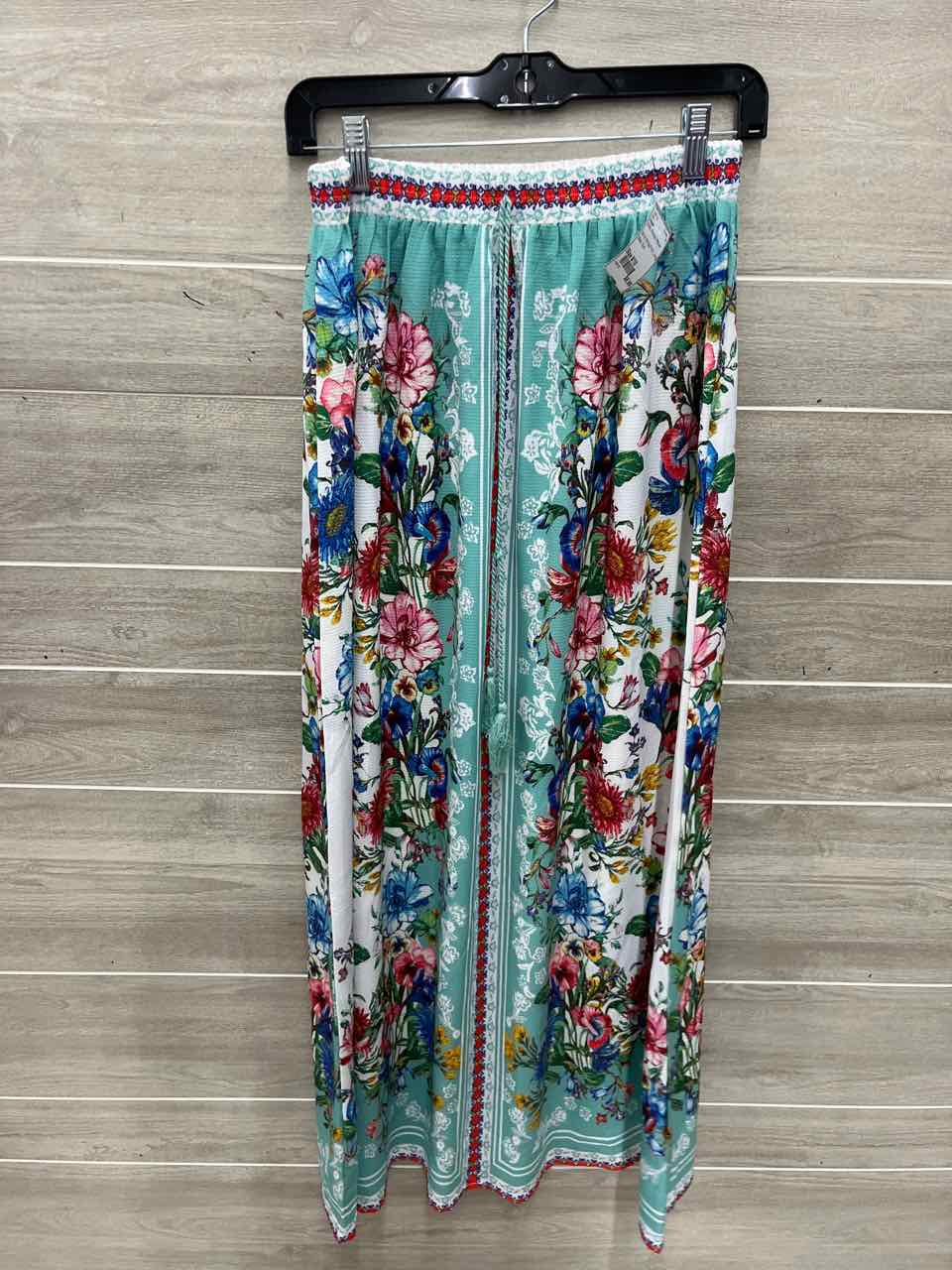 Umgee Size 8/10 White Womens Skirt