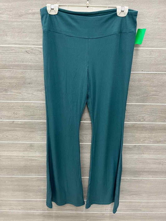 No Boundaries Size L Green Womens Pants