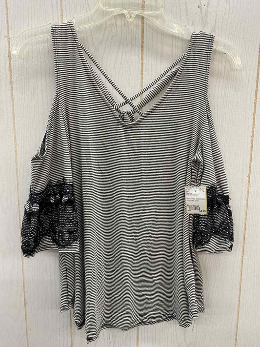 Maurices Gray Womens Size Small Shirt