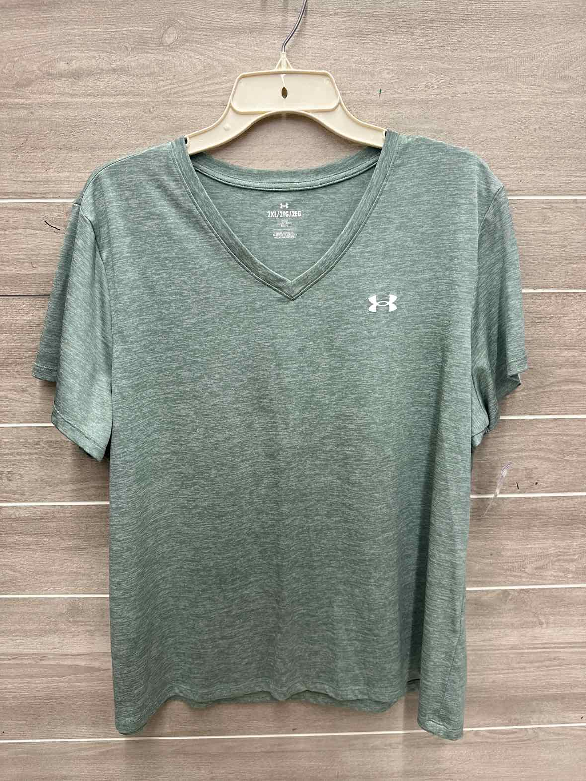 Under Armour Size 2X Green Plus Shirt