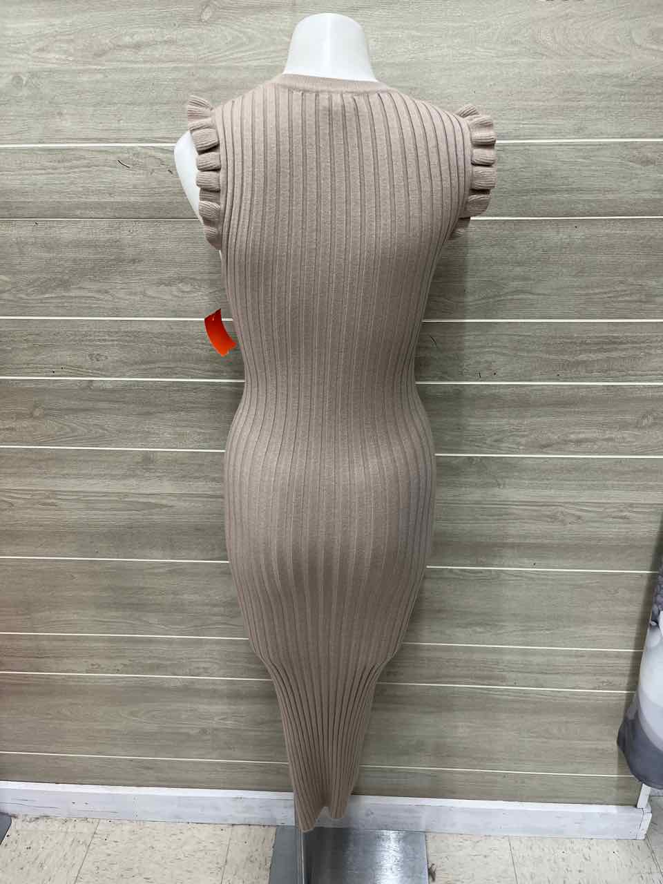 Hem & Thread Size 4/6 Tan Womens Dress