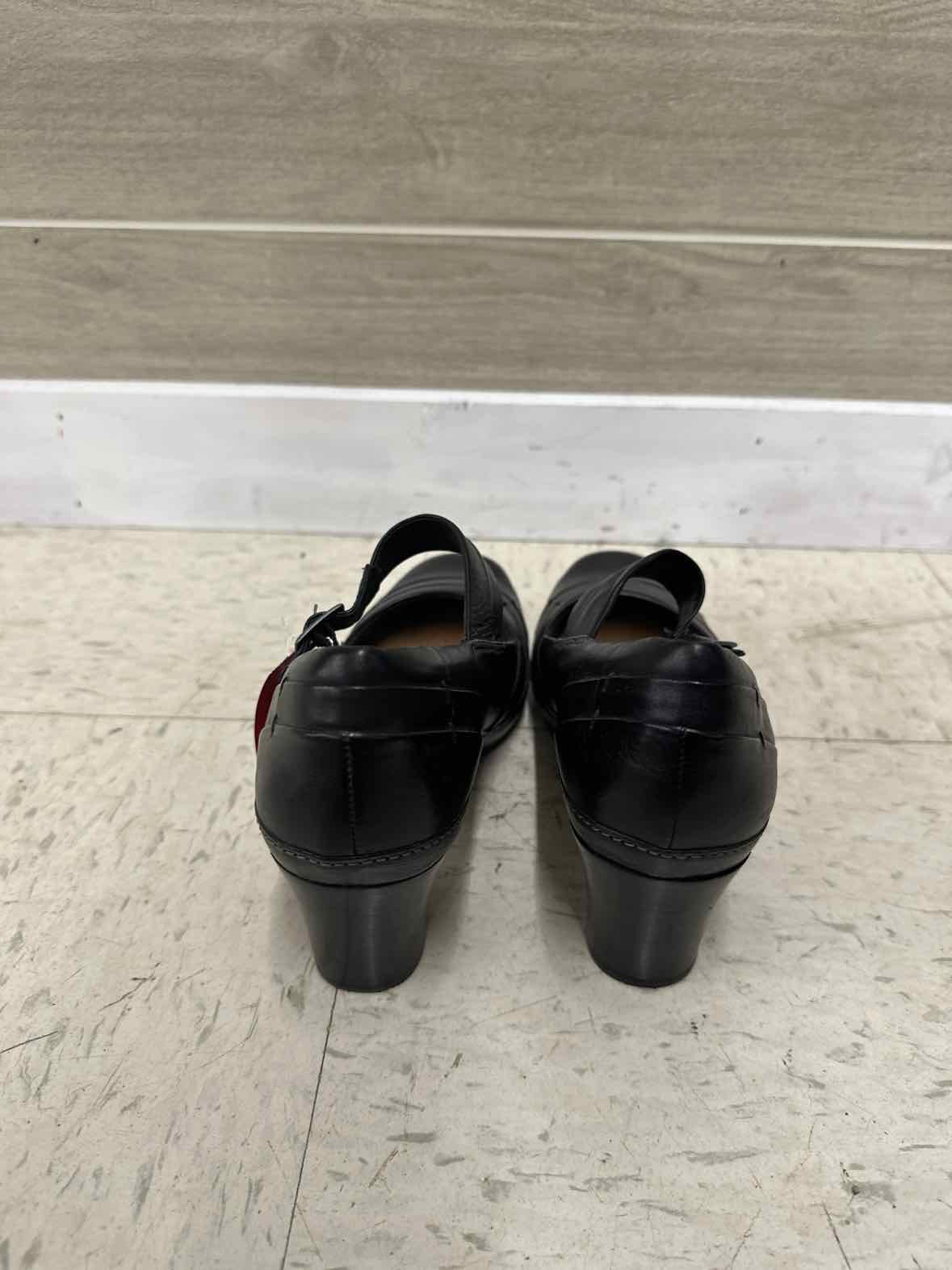 8 Clarks Black Womens Women Size 8 Shoes/Footwear