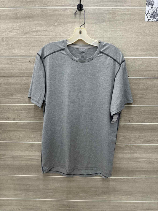 DSG Size M Men Mens T-shirt