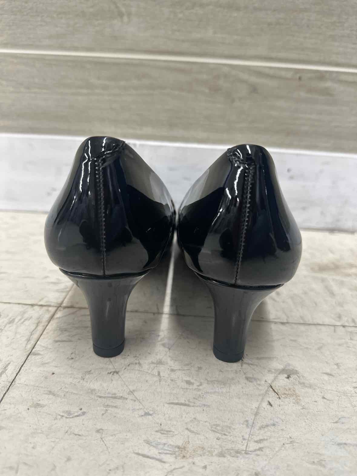 East Fifth US Shoe Size 8.5 Black Womens Shoes/Footwear