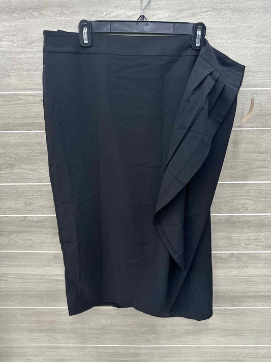 Black Womens Size 18/20 Skirt