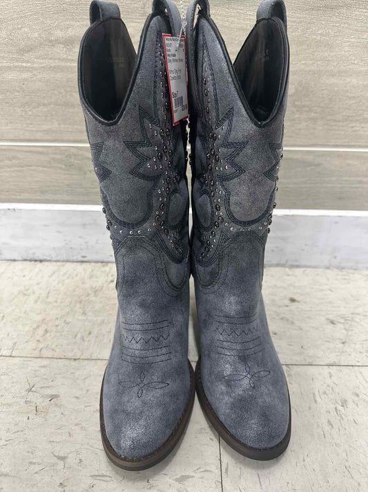 Very Volatile US Shoe Size 7 Gray Womens Boots