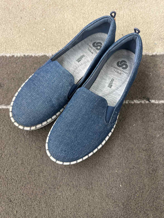 Clarks Blue Womens Size 6.5 Shoes/Footwear