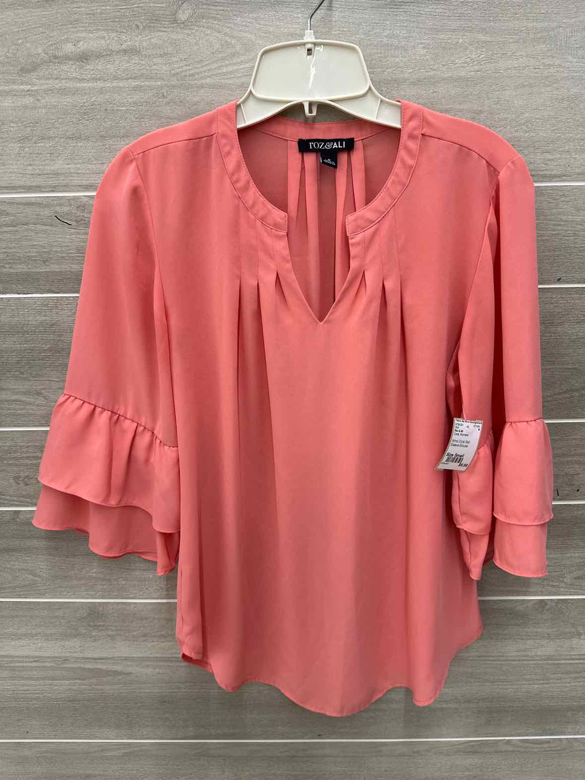 Roz & Ali Coral Womens Size Small Shirt
