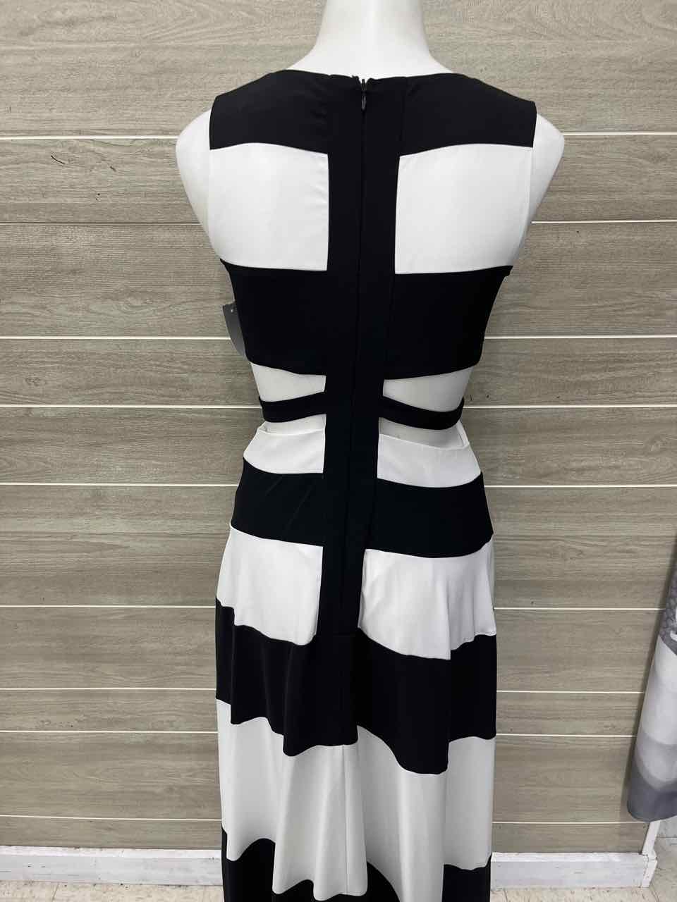 Gracia Size 4/6 Black Womens Dress