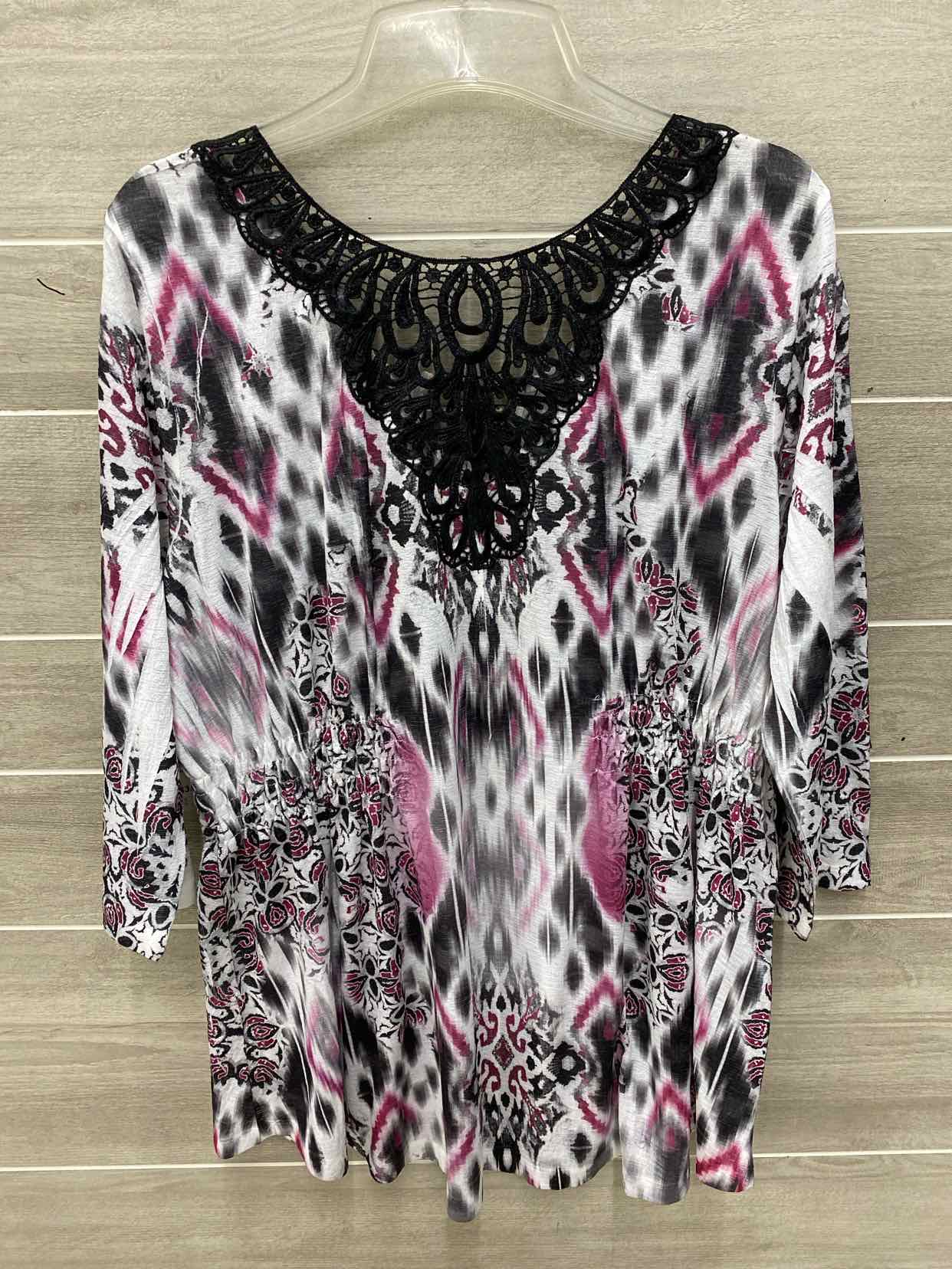 Live and Let Live Pink Womens Size 16/18 Shirt