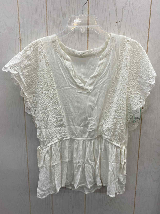 Maurices White Womens Size M Shirt