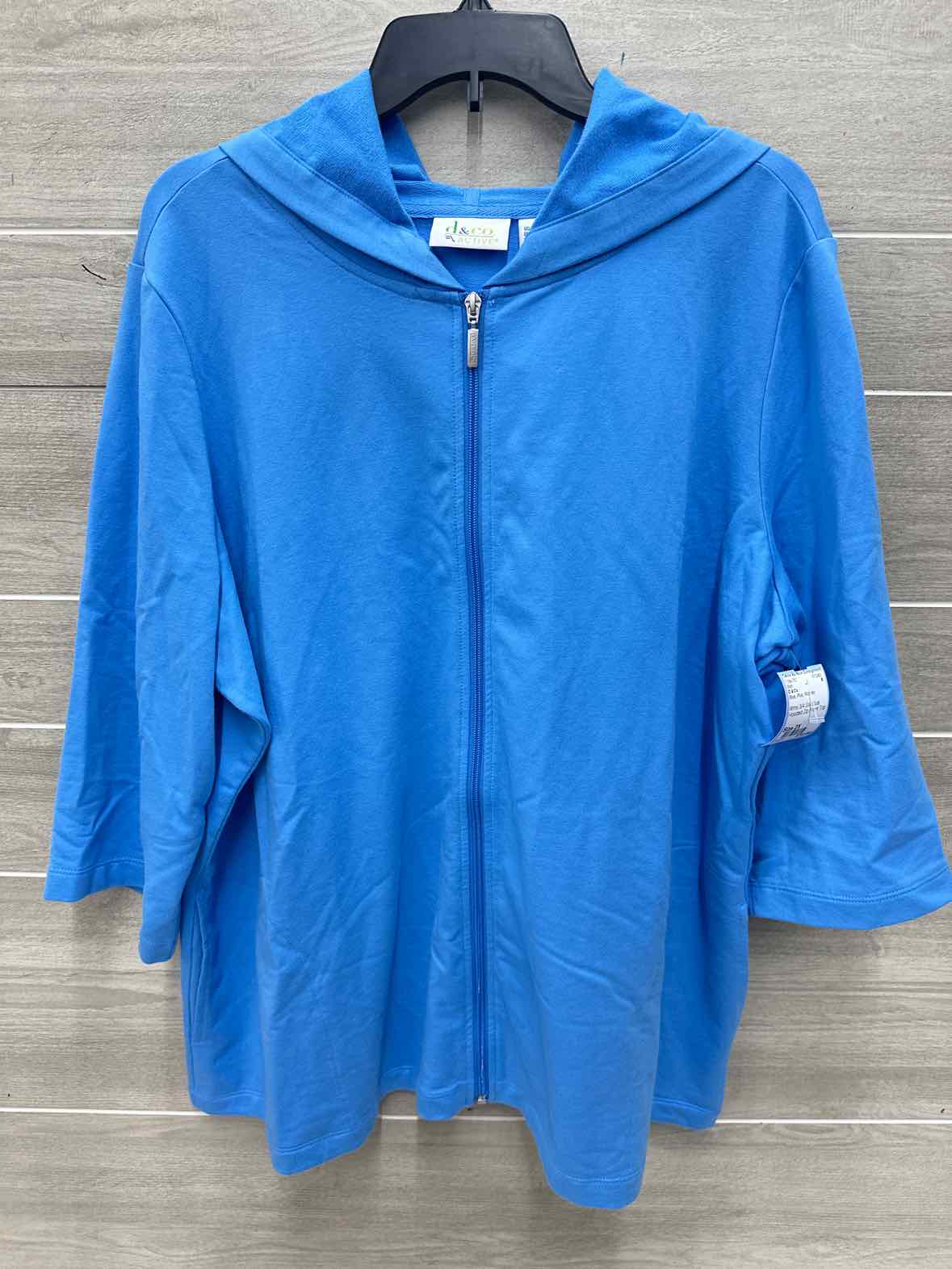 D & Co Size 2X Blue Plus Shirt