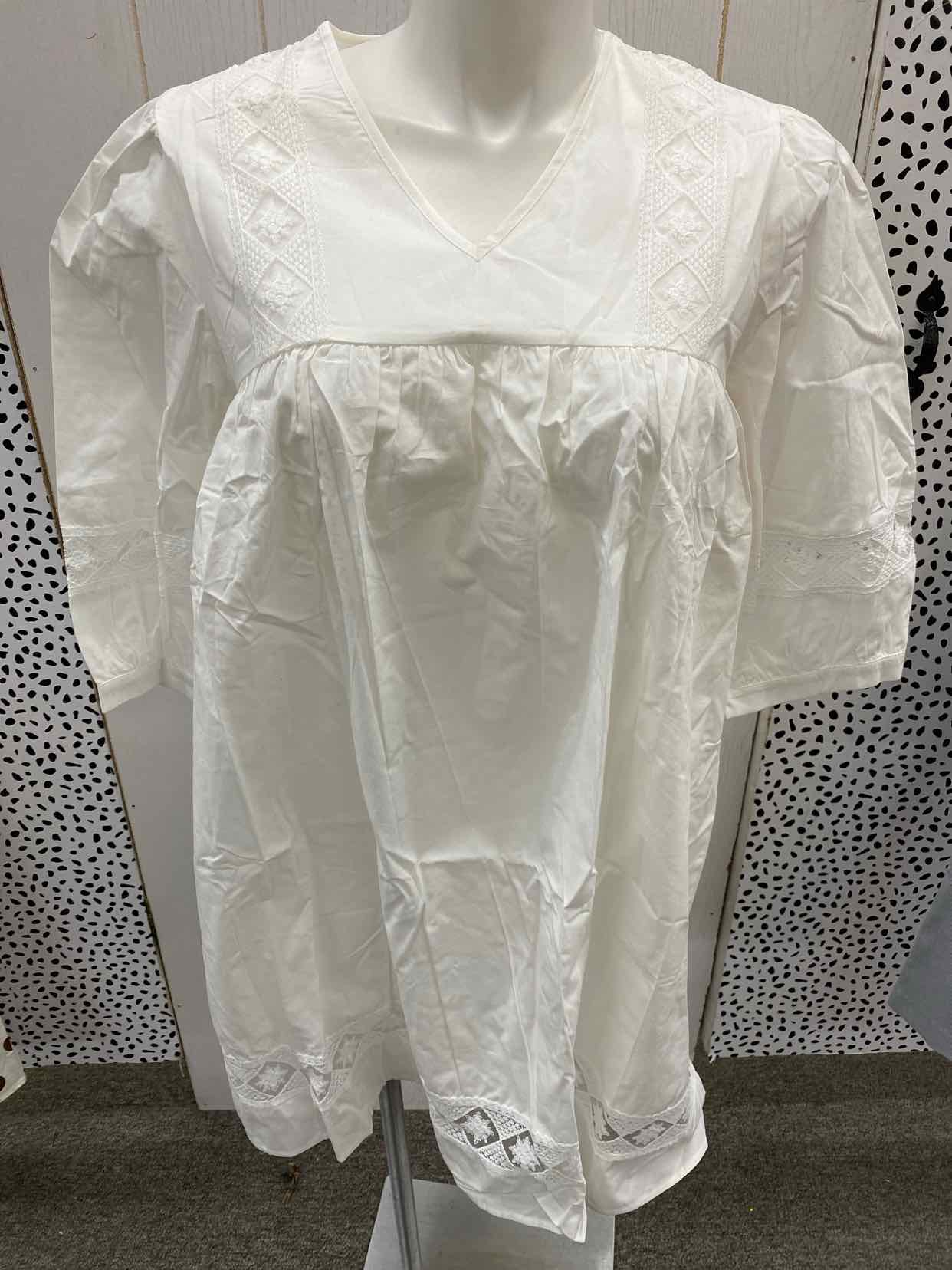 White Womens Size 14 Dress