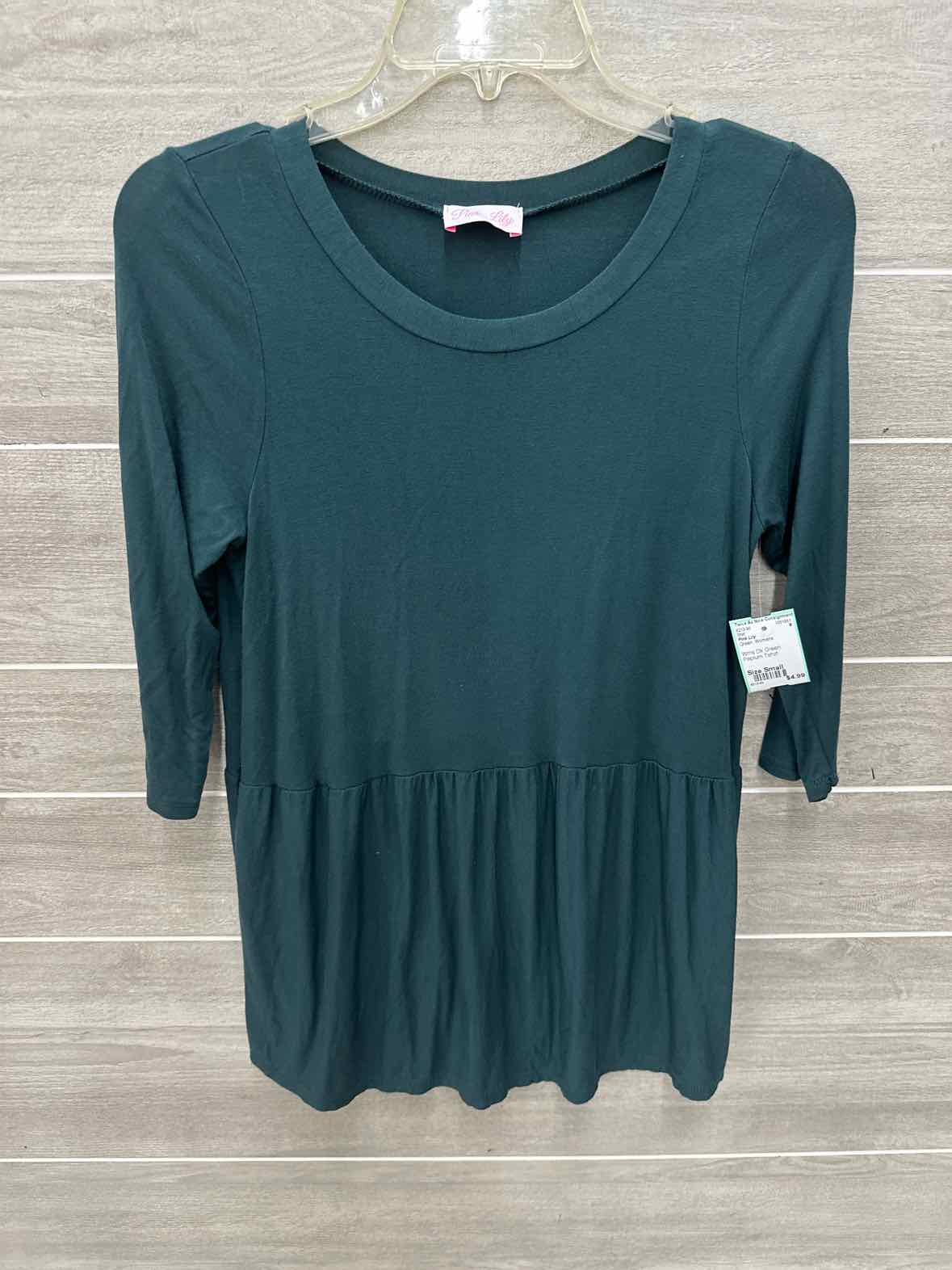 Pink Lily Green Womens Size Small Shirt