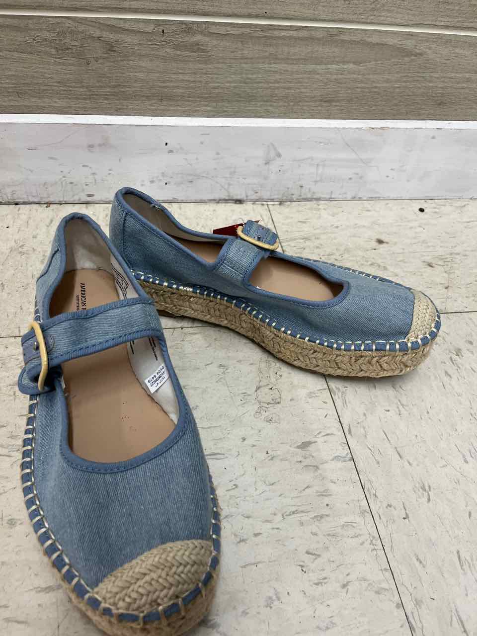 American Eagle US Shoe Size 9 Blue Womens Shoes/Footwear