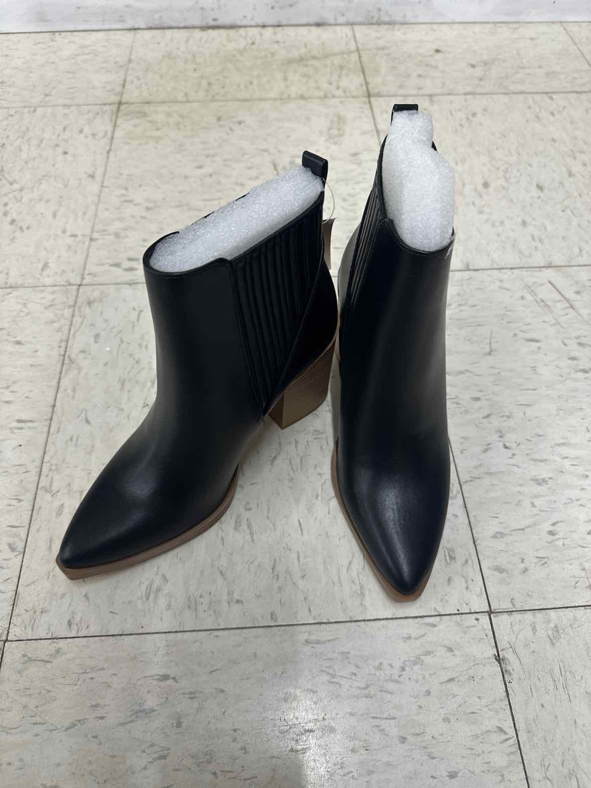 Soda US Shoe Size 6 Black Womens Boots