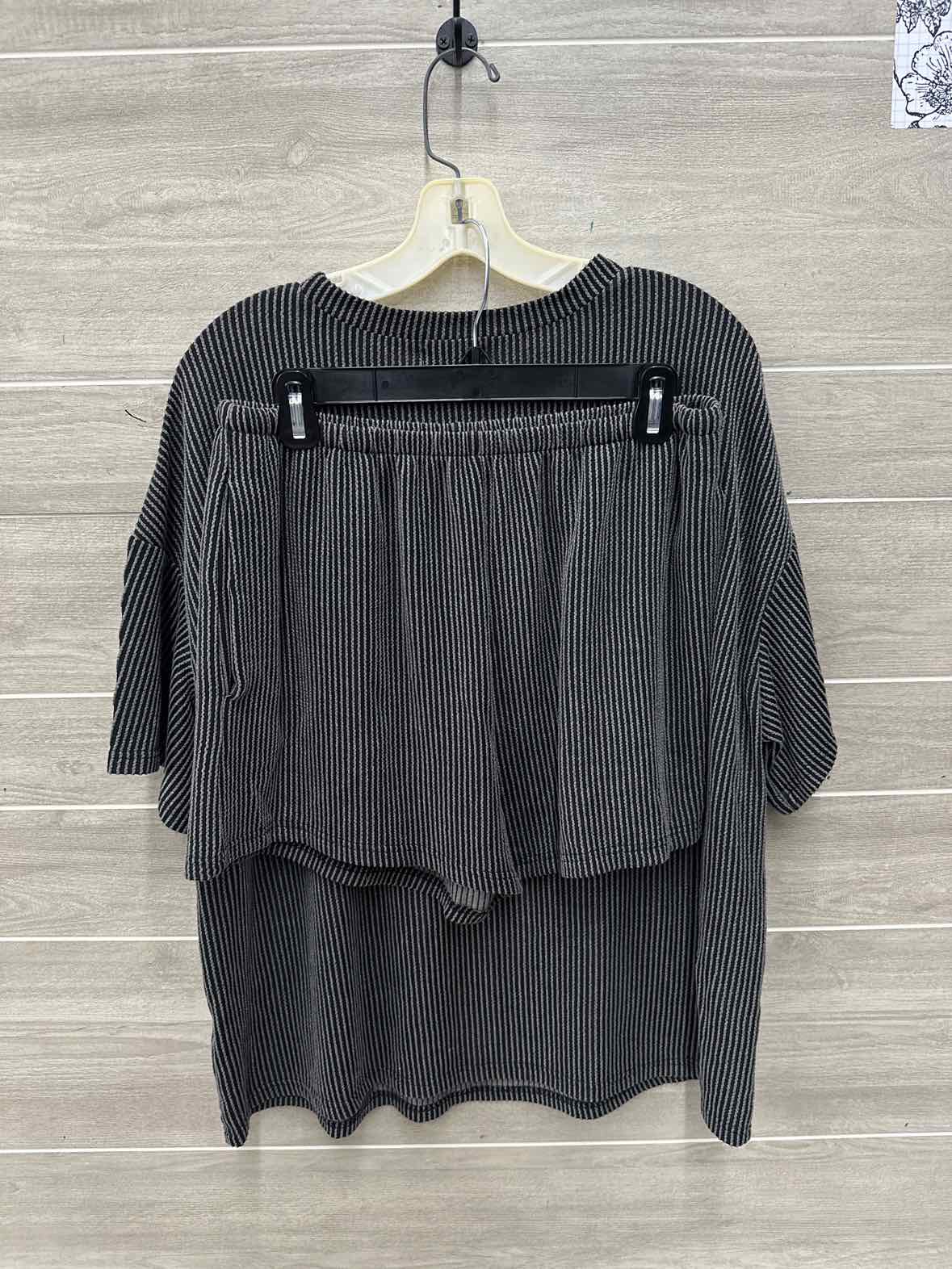 Size L Gray Womens Short Set