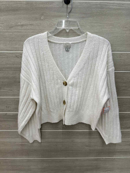 Universal Thread Size S Cream Womens Sweater