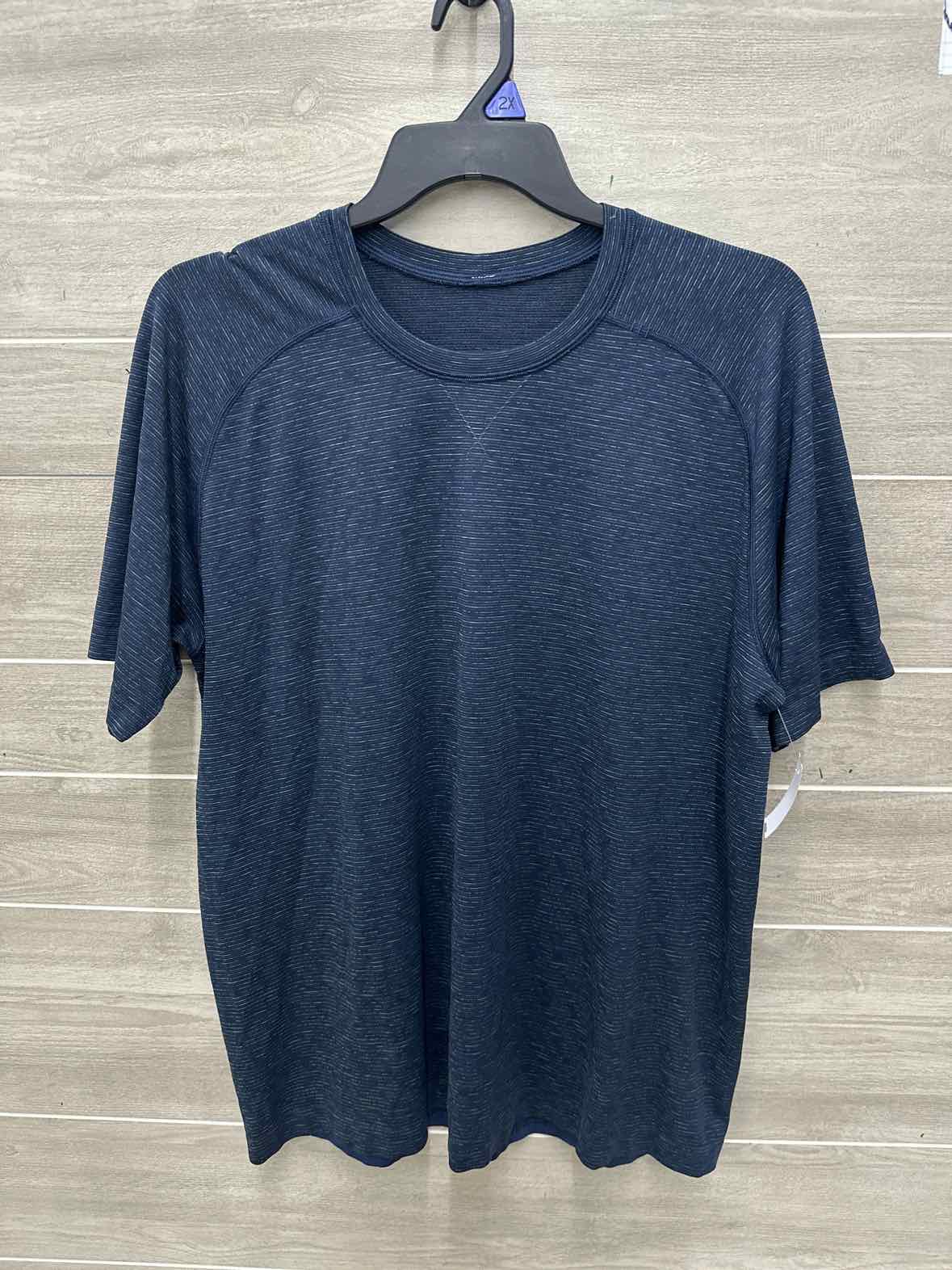 Lululemon Size XXL Men Mens Shirt