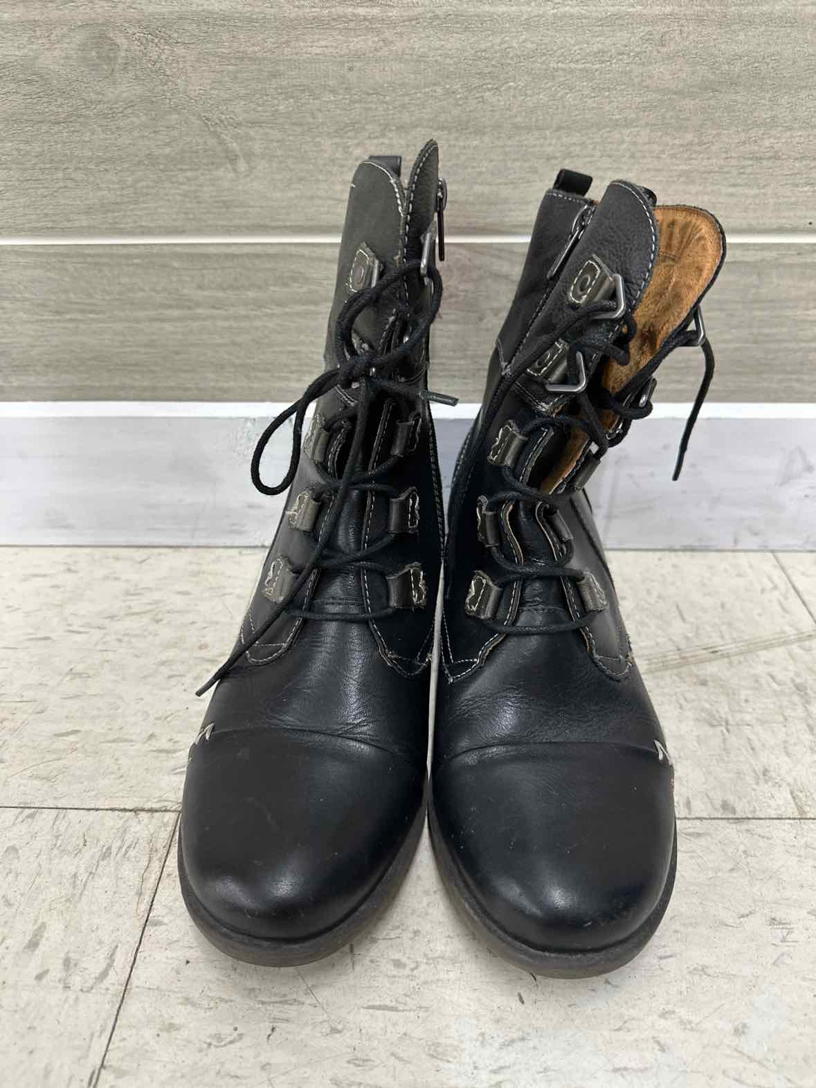 Pikolinos US Shoe Size 9 Black Womens Boots