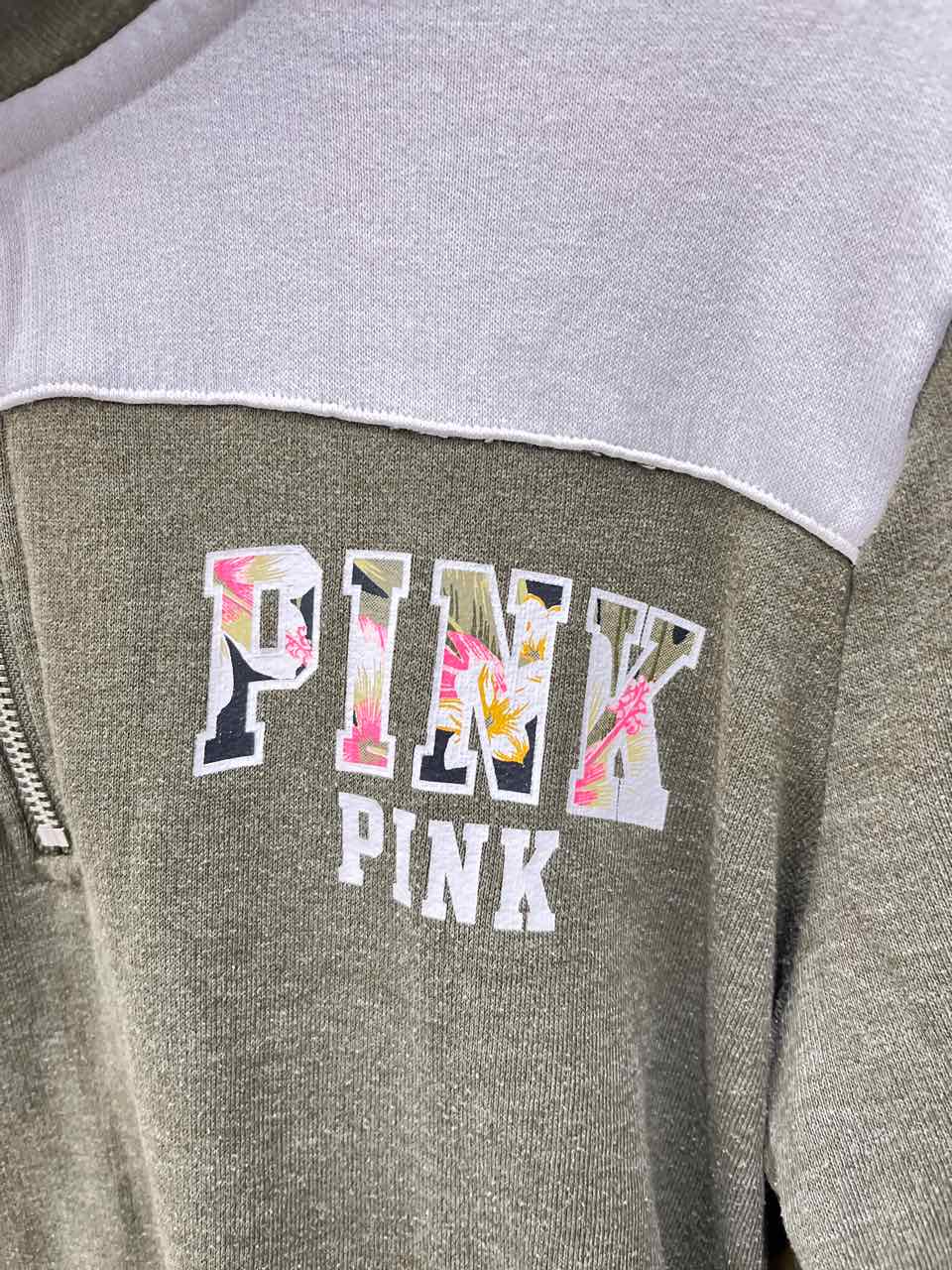 PINK Olive Womens Women Size Small Sweatshirt