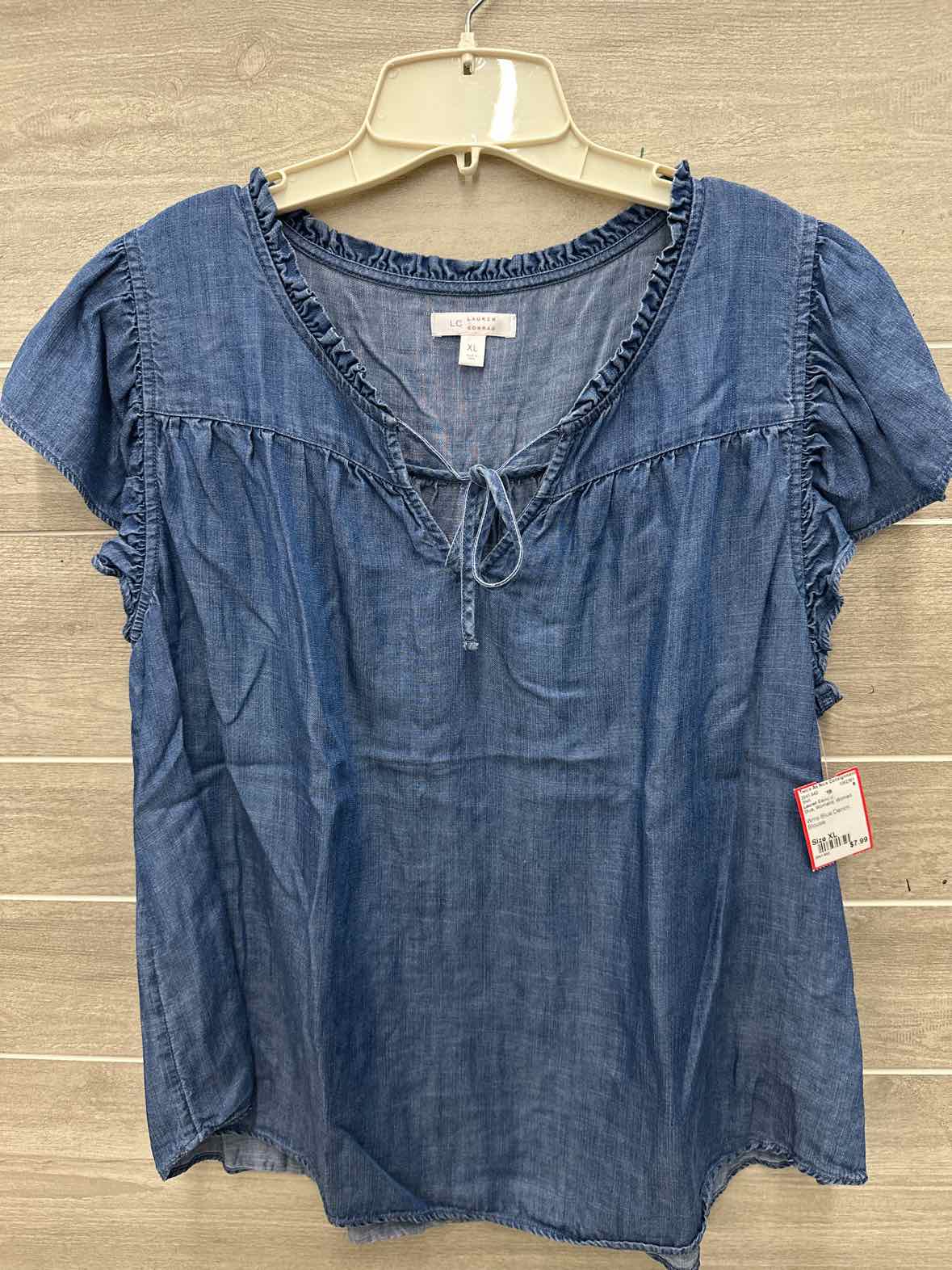 Lauren Conrad Size XL Blue Womens Shirt