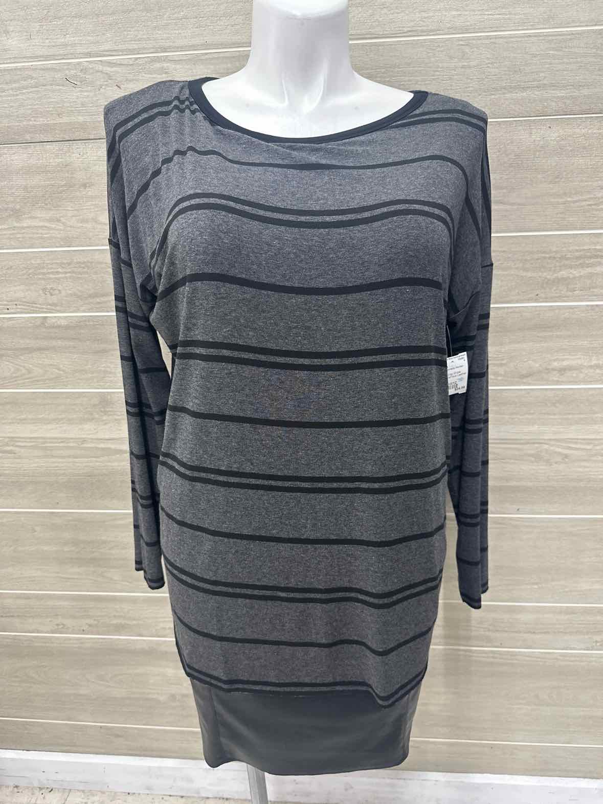 Bailey44 Size 10/12 Gray Womens Dress